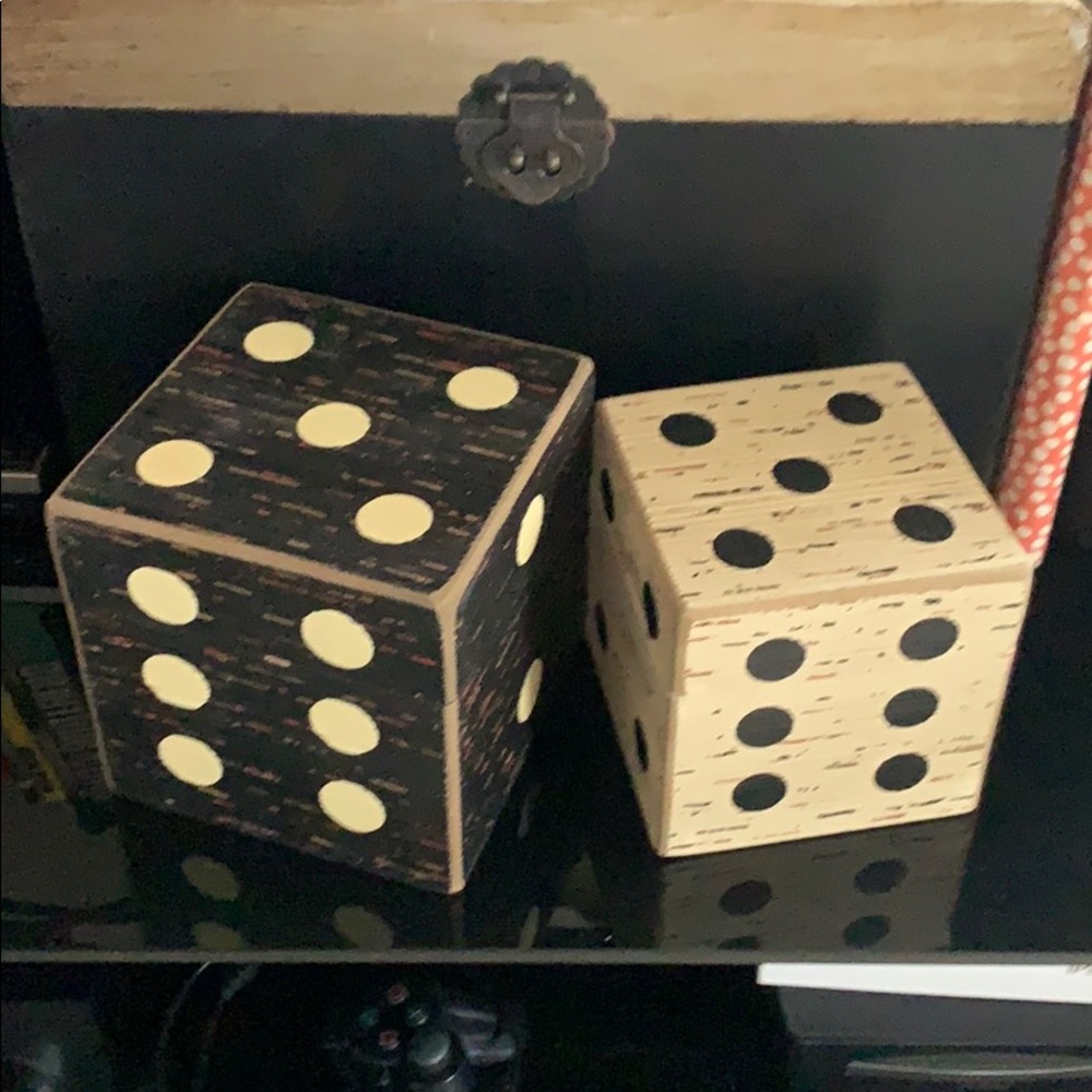 Dice Box Set